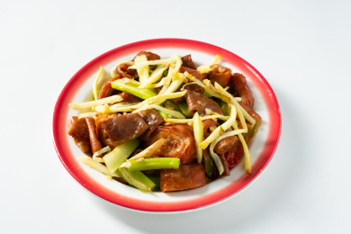 姜丝炒肥肠  