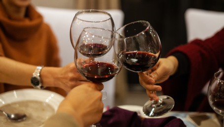 西式晚宴餐桌美食特写