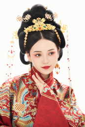 白色背景下穿着中国明朝明制汉服服饰的女性