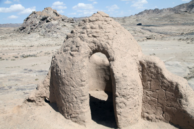 甘肃酒泉：明水东大泉军事要塞遗址