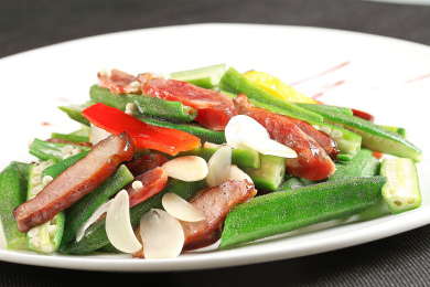 黄秋葵炒腊肉