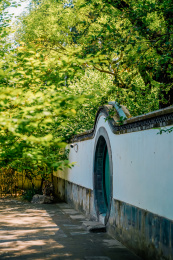 北京北海公园内的静心斋园林景观