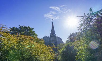 英国苏格兰爱丁堡城堡森林