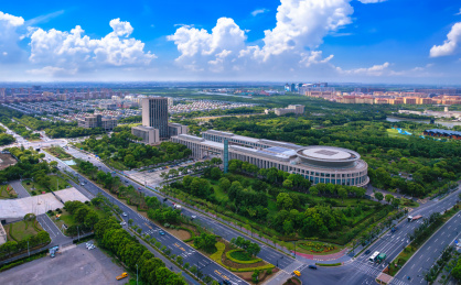 航拍盐城东台王昆大剧院 科创大厦