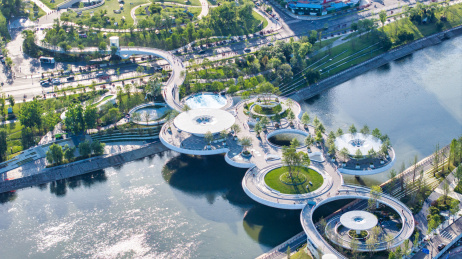 成都金融城交子公园人行天桥锦江莲叶桥平台