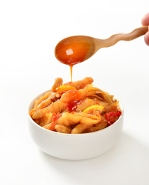 无骨鸡爪椒麻贡菜大杂烩