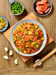 鸡蛋火腿蛋炒饭