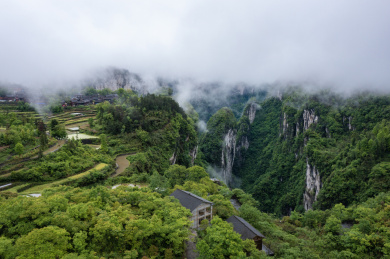 航拍湖南湘西矮寨德夯大峡谷天问台