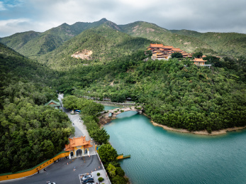 中国广东省珠海市斗门区斗门镇黄杨山金台寺