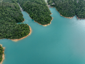 中国广东省珠海市斗门区斗门镇黄杨山金台寺