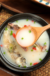 奶白鱼汤