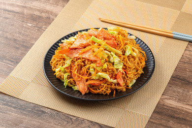 里脊肉炒方便面 