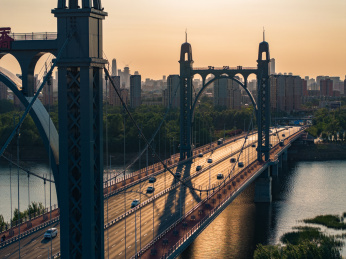 沈阳东塔跨浑河桥东塔桥