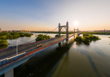 沈阳东塔跨浑河桥东塔桥