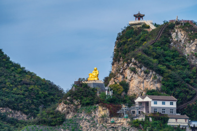 北京千灵山风景区金佛千灵亭远景