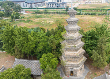 航拍河南南阳石桥镇宋代砖塔鄂城寺塔全景