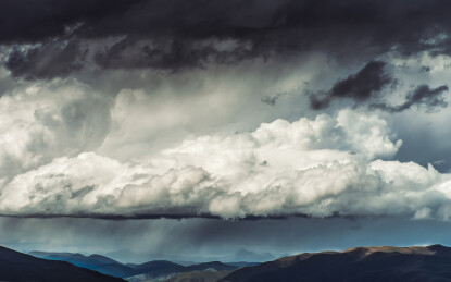 中国川西的山脉