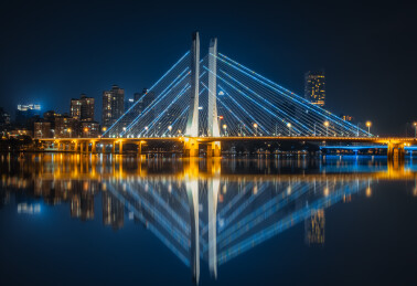 合生大桥夜景倒影