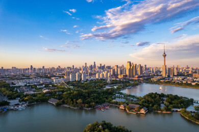 天津天塔湖水上公园景区城市日落晚霞风光