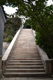 青岛即墨鹤山水鸣天梯