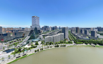 成都高新区地标建筑中国欧洲中心多角度航拍