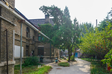 中国山东大学趵突泉校区近现代建筑风光