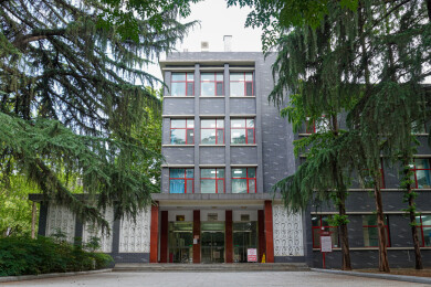 中国山东大学趵突泉校区近现代建筑风光