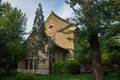 中国山东大学趵突泉校区近现代建筑风光