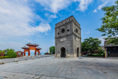 中国江苏省新沂市窑湾古镇中心炮楼园林建筑