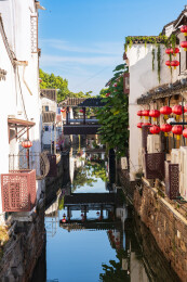 江苏省苏州市著名景点七里山塘夏季风光