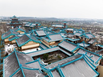 冬季白雪覆盖的金陵小城