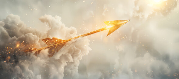 突破云霄的金色箭头