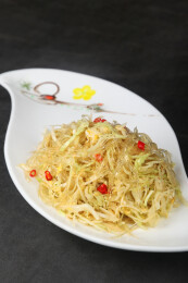 翅丝炒莲白
