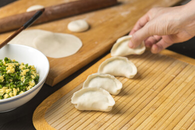 包饺子特写