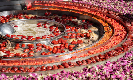 中国新疆喀什特色美食鸽子汤