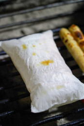 云南大理特色小吃烤饵块