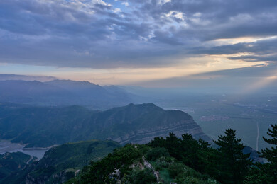 山西浑源五岳恒山主峰风景