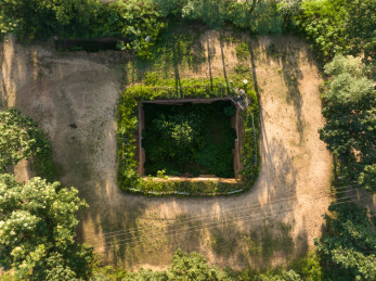 航拍河南三门峡地坑院