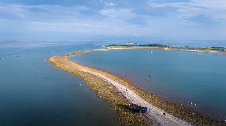 烟台大黑山岛上的砣尾滩