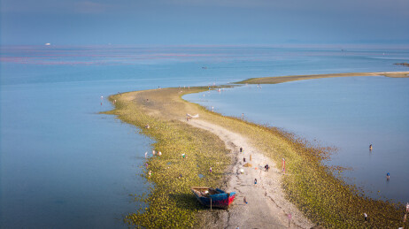 烟台大黑山岛上的砣尾滩