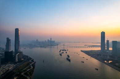 珠海澳门湾仔CBD十字门日出晨光航拍