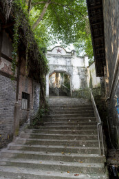 重庆农村老街年代感斑驳的老房子