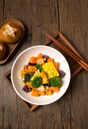 美味的时蔬沙拉