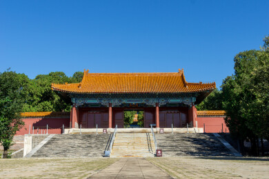 北京5A景区明十三陵昭陵的裬恩门