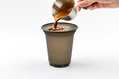 一杯冰美式咖啡