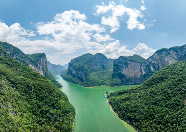 中国湖北恩施野三峡清江大峡谷