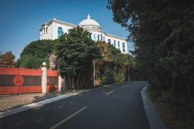 浙江宁波东钱湖公路风景