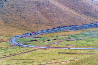 中国新疆巴音郭楞奎先达坂风光