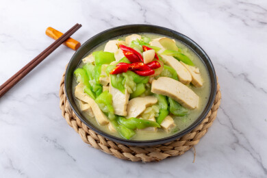 白豆干炒丝瓜