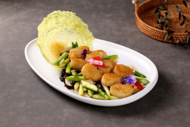 碧绿如意爆澳带 芦笋炒元贝 翡翠如意炒带